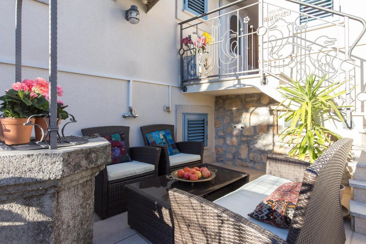 Studio Marocco Pinezici  Luaran gambar