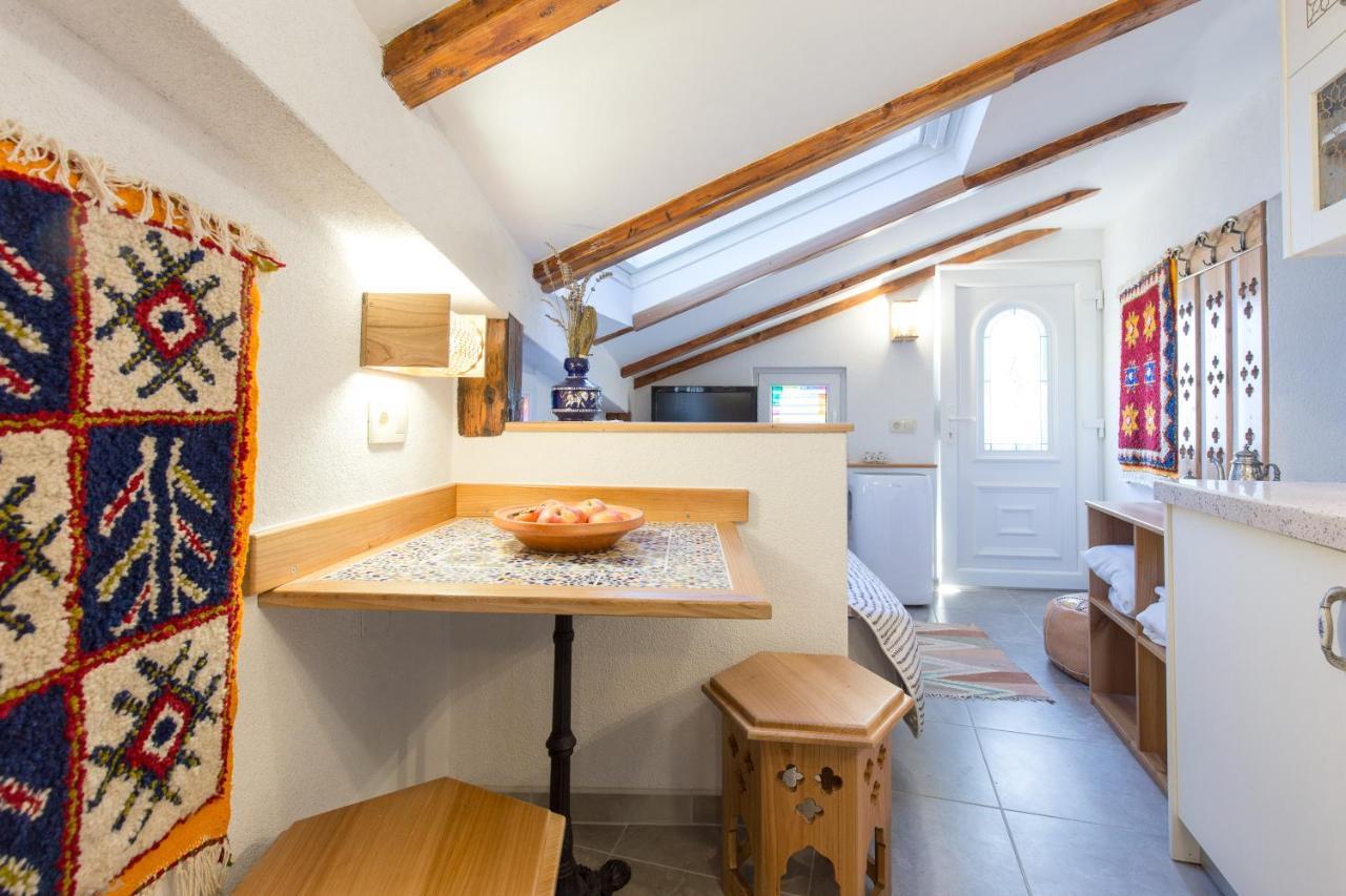 Studio Marocco Pinezici  Luaran gambar